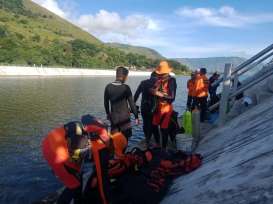 Pekerja Proyek Strategis Nasional Jembatan Tano Ponggol Penghubung Danau Toba Tenggelam