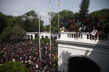 Presiden Sri Lanka Rajapaksa Ajukan Pengunduran Diri Setibanya di Singapura