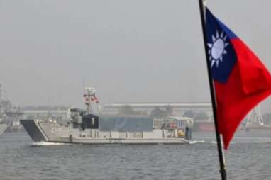 China Gertak Taiwan Jelang Kunjungan Ketua DPR AS
