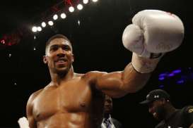 Anthony Joshua Kembali Kandas di Tangan Usyk   