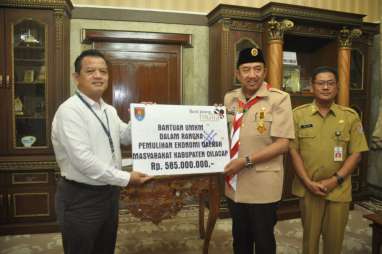 Bank Jateng Cilacap Serahkan Bantuan Pemulihan Ekonomi Rp585 Juta