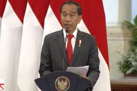 Survei Poltracking: Kepuasan Terhadap Pemerintah Jokowi Meroket, Capai 73 Persen