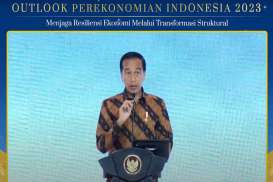 RI Bebas Covid-19, Jokowi: Akhir Tahun PSBB dan PPKM Dihentikan!