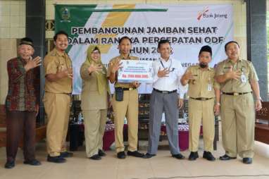 Bank Jateng Bantu Pembangunan Jamban Sehat di Banjarnegara