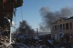 Rusia Tembakkan 30 Rudal Jelajah dan 2 Lusin Drone Shahed ke Ukraina
