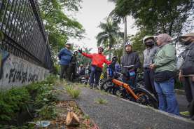 Pemkot Bandung Bakal Rekayasa Trotoar Agar tak Jadi Tempat Parkir Liar