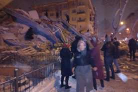 Gempa Magnitudo 7,9 Guncang Turki, 50 Orang Tewas
