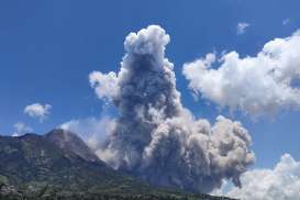 Gunung Merapi Alami 38 Gempa Guguran, Muncul Awan Panas?