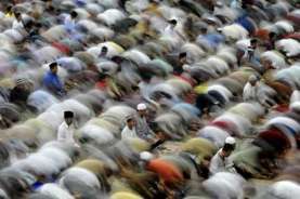 Teks Bacaan Bilal Tarawih Serta Jawaban Jamaah, Arab dan Latin