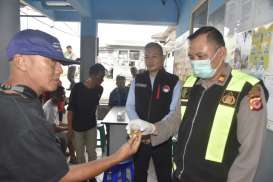 Antisipasi Kecelakaan Saat Mudik, Sopir Angkutan di Kabupaten Cirebon Jalani Tes Urine