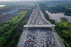 Jalan Tol Jakarta Cikampek Macet Total, Ribuan Kendaraan Terjebak di MBZ dan Contraflow