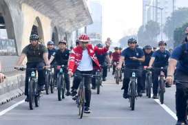 Jokowi Bersepeda di Jalan Sudirman-Thamrin, Olahraga Sambil Sapa Masyarakat