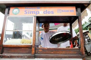 Kisah Bangkit di Balik Semangkuk Bakso, Dewi Beli Rumah Impian