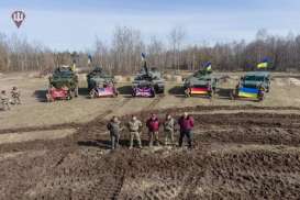Lagi! Tank 'Bradley' Buatan AS Hangus Terkena Ranjau Rusia