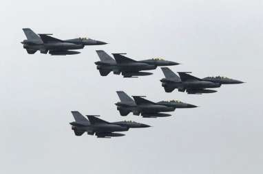 Rusia Terancam dengan Pengiriman Jet Tempur F-16 ke Ukraina, Bisa Picu Perang Nuklir?