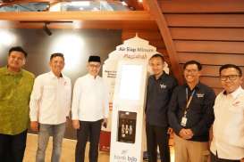 Bank BJB Syariah Sediakan 6 Mesin Air Siap Minum di Masjid Raya Al Jabbar