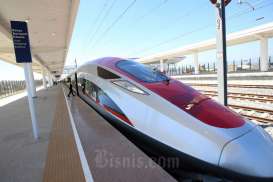 Jokowi Pastikan Sertifikat Izin Operasi Kereta Cepat Rampung dalam Sepekan