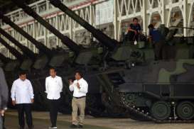 Jokowi Puji Pindad Mampu Cepat Kembangkan dan Produksi Kendaraan Tempur