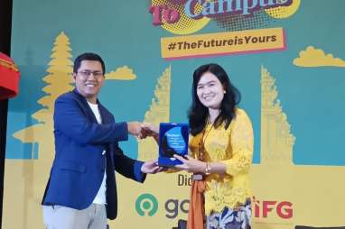 Bisnis Indonesia Goes To Campus 2023: Mahasiswa Bali Diberi Literasi Keuangan dan Digital
