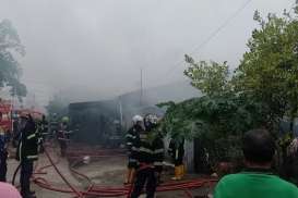 Pabrik Roti di Padang Terbakar, Kerugian Ditaksir Capai Rp2 Miliar