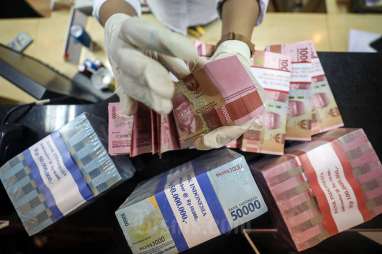 Rupiah Ditutup Menguat Rp15.716 saat Pekan Sibuk Pidato The Fed