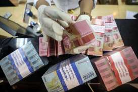 Rupiah Ditutup Merana Akhir Pekan Rp15.938, Paling Loyo di Asia