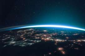 Satelit Kayu Pertama di Dunia Meluncur pada 2024, Disebut Sebesar Cangkir Kopi