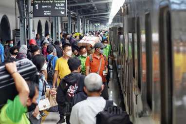Tiket Kereta Api Libur Nataru Baru Terjual 33%, Ini 10 Rute Favoritnya
