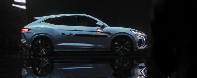 Baterai LFP dan Investasi Mobil Listrik BYD, VinFast dan Morris Garage