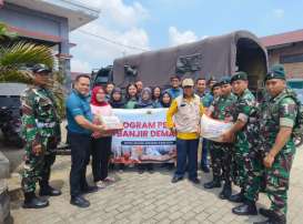 Grand Arkenso Hotel Semarang Gandeng Yonif Raider 400/BR Salurkan Bantuan Banjir Demak