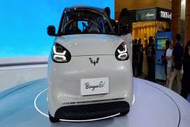 Penjualan Mobil BEV-HEV Awal 2024: Wuling Pecundangi Hyundai, Toyota Bersaing dengan Suzuki