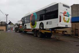 Gapura Angkasa Mulai Operasikan Bus Listrik VKTR di Soetta