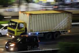 Terminal Karya Jaya Palembang Difungsikan jadi Lahan Parkir Truk