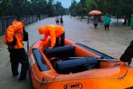 Padang Dilanda Banjir, Ketinggian Air Mencapai 60 Cm