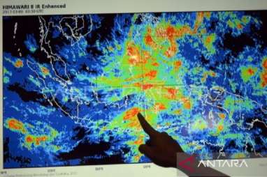 Makassar Hujan saat Kemarau, BMKG Sebut Pengaruh Gelombang Rossby