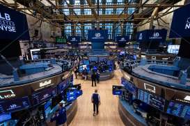 Wall Street Anjlok Terseret Pelemahan Alphabet dan Tesla