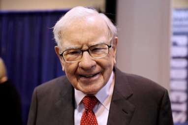 Warren Buffett Jual Hampir 50% Kepemilikan Saham Apple, Ada Apa?