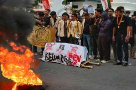 Gelombang Protes Putusan MK Terjadi di Kota Cirebon