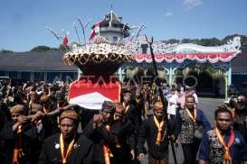 Raja Jawa Ini 'Sewakan' Wilayah ke VOC, Pindah Ibu Kota, Hingga Negara Bubar