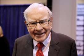 Warren Buffett Cuan Lagi Rp15,13 Triliun usai Jual Saham Bank of America