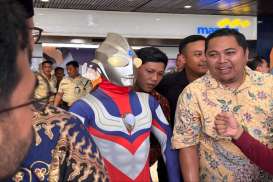 Ada Ultraman di Pelantikan Anggota DPR, Ternyata Ini Sosoknya