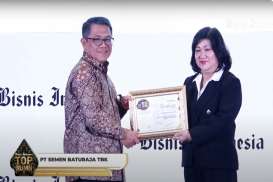 Semen Baturaja (SMBR) Raih Penghargaan Outstanding Achievement Top BUMN Awards 2024