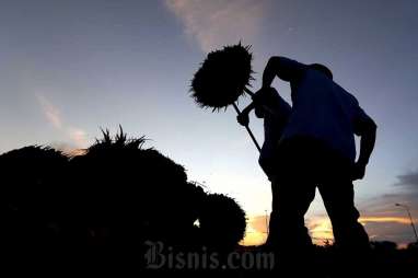 Pakar Asuransi Beri Masukan Terkait Rencana Pemutihan Utang Nelayan dan Petani