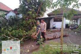 Angin Puting Beliung Rusak 24 Rumah di Trenggalek