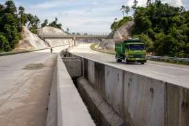 Progres Pembangunan Fisik Jalan Tol Padang-Sicincin di Sumbar 85%