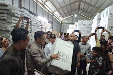 Jokowi Hadiri Kampanye Pamungkas Luthfi-Yasin di Semarang, Ini Pesannya