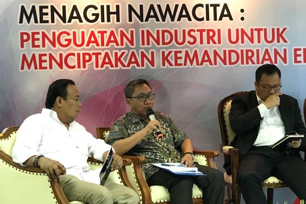 Dirjen Harjanto Berikan Pemaparan Penguatan Industri