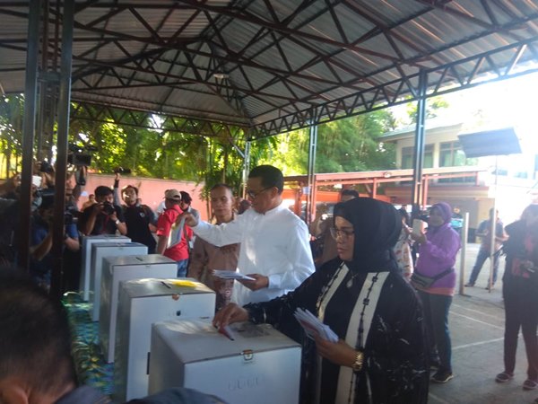 Gubernur Sulsel Himbau Masyarakat Ikut Ciptakan Suasana Aman