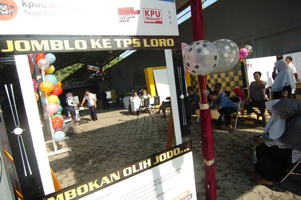 TPS Unik di Tegal, Ada Booth Foto Jomblo