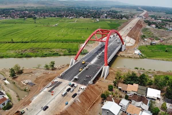 Proyek Pembangunan Jalan Tol Semarang-Batang